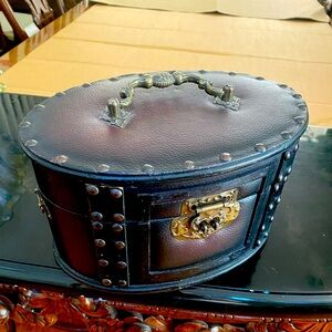 Vintage Oval brown leather and black wooden hinged jewelry trinket box chest